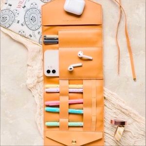 Leather travel organizer